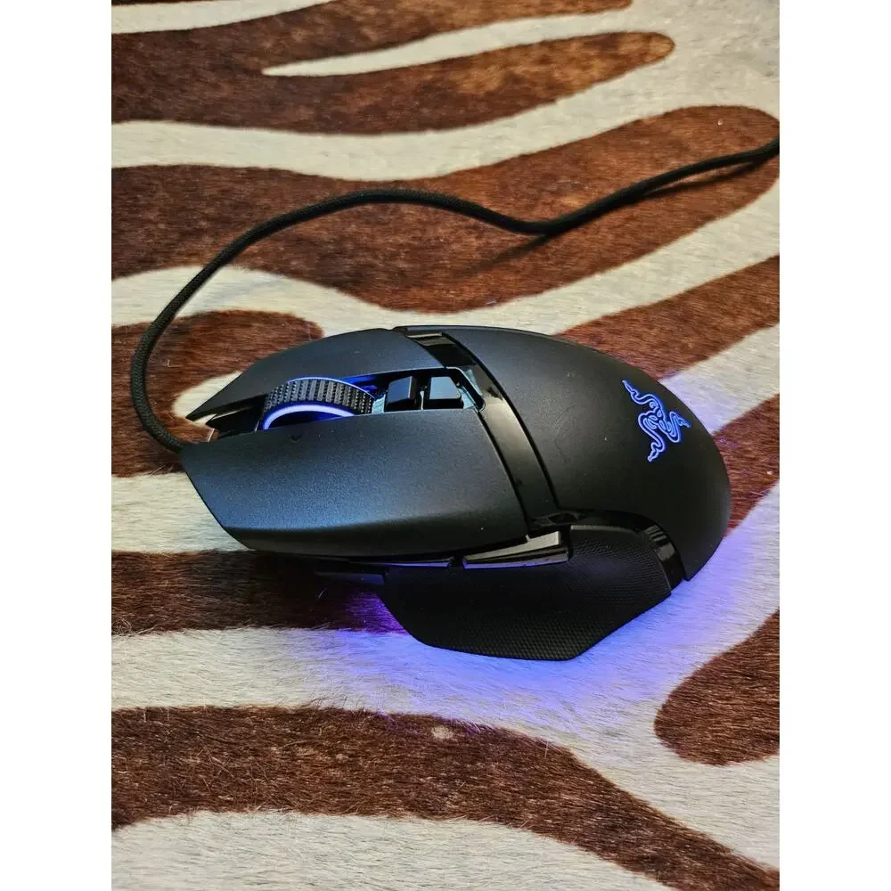 Razer Basilisk v3 Customizable Wired Ergonomic Gaming Mouse RZ01-0400